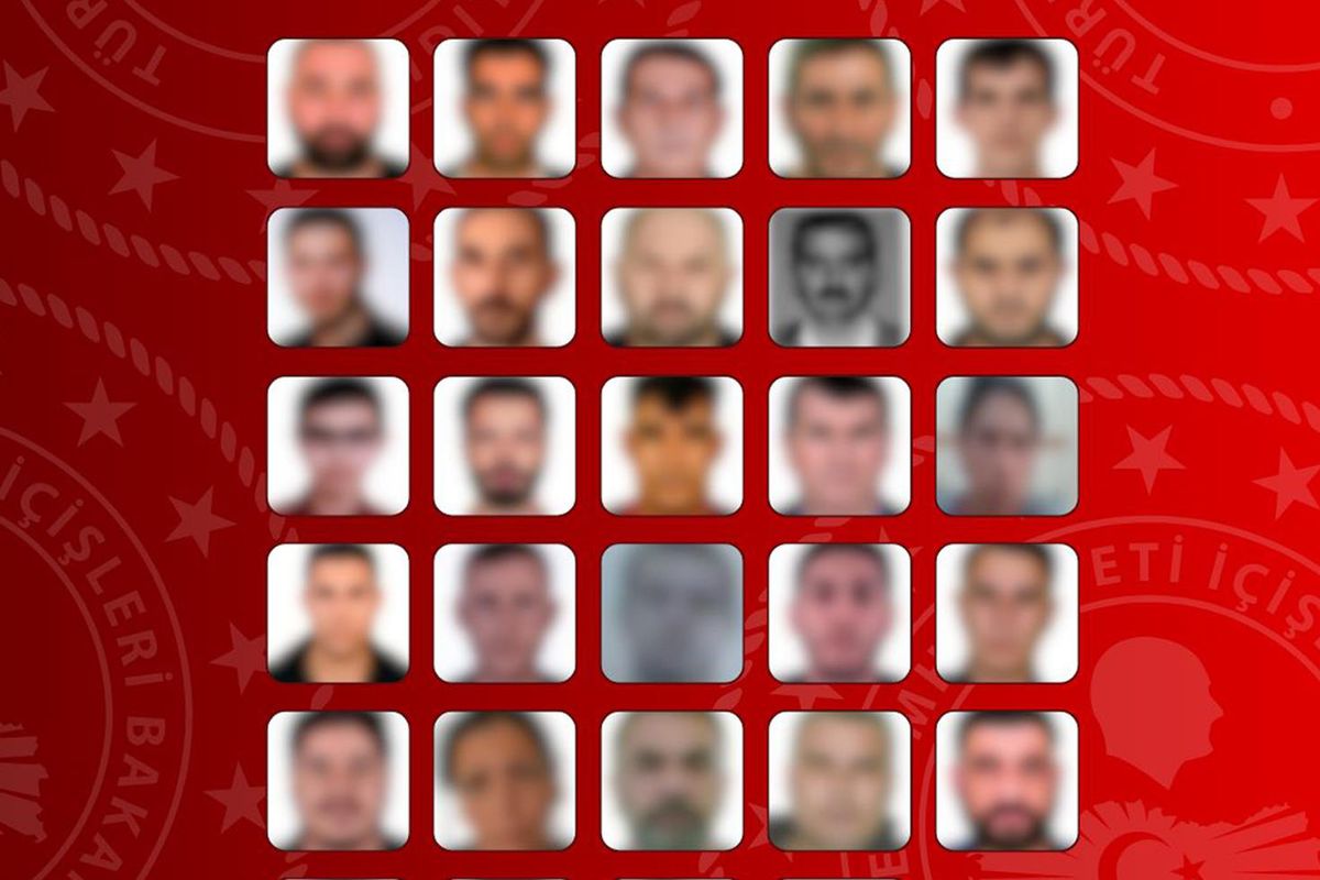 Kırmızı bülten ve ulusal seviyede aranan toplam 54 suçlu Türkiye’ye getirildi
