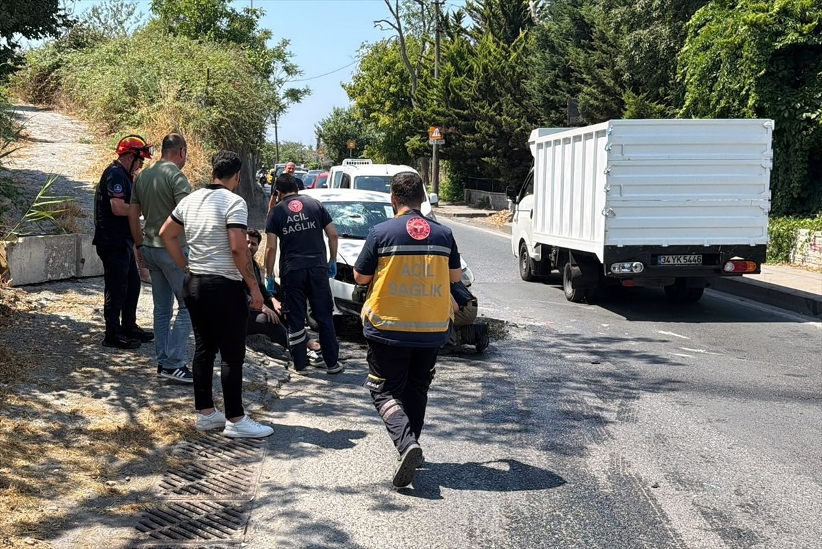Küçükçekmece'de trafik kazasında 1 kişi yaralandı