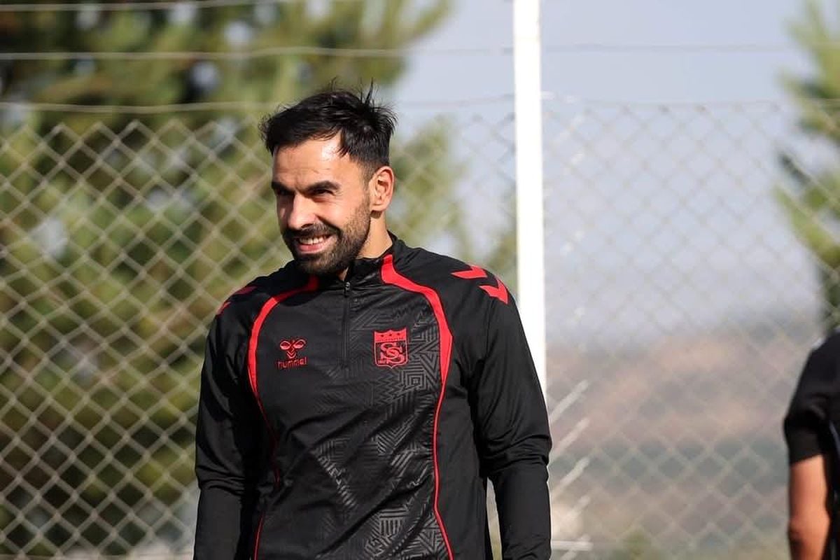 Murat Paluli, 1 yıl daha Sivasspor'da