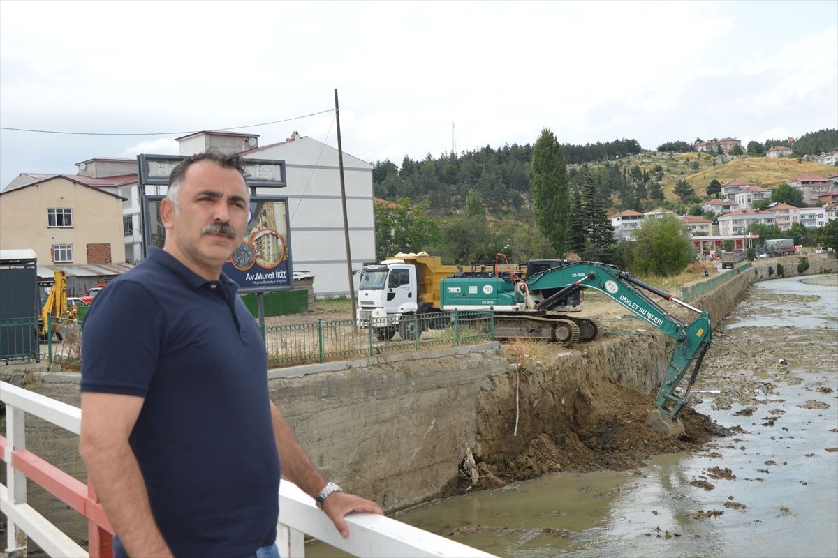Samsun'da Tersakan Irmağı yatağının temizliğine başlandı