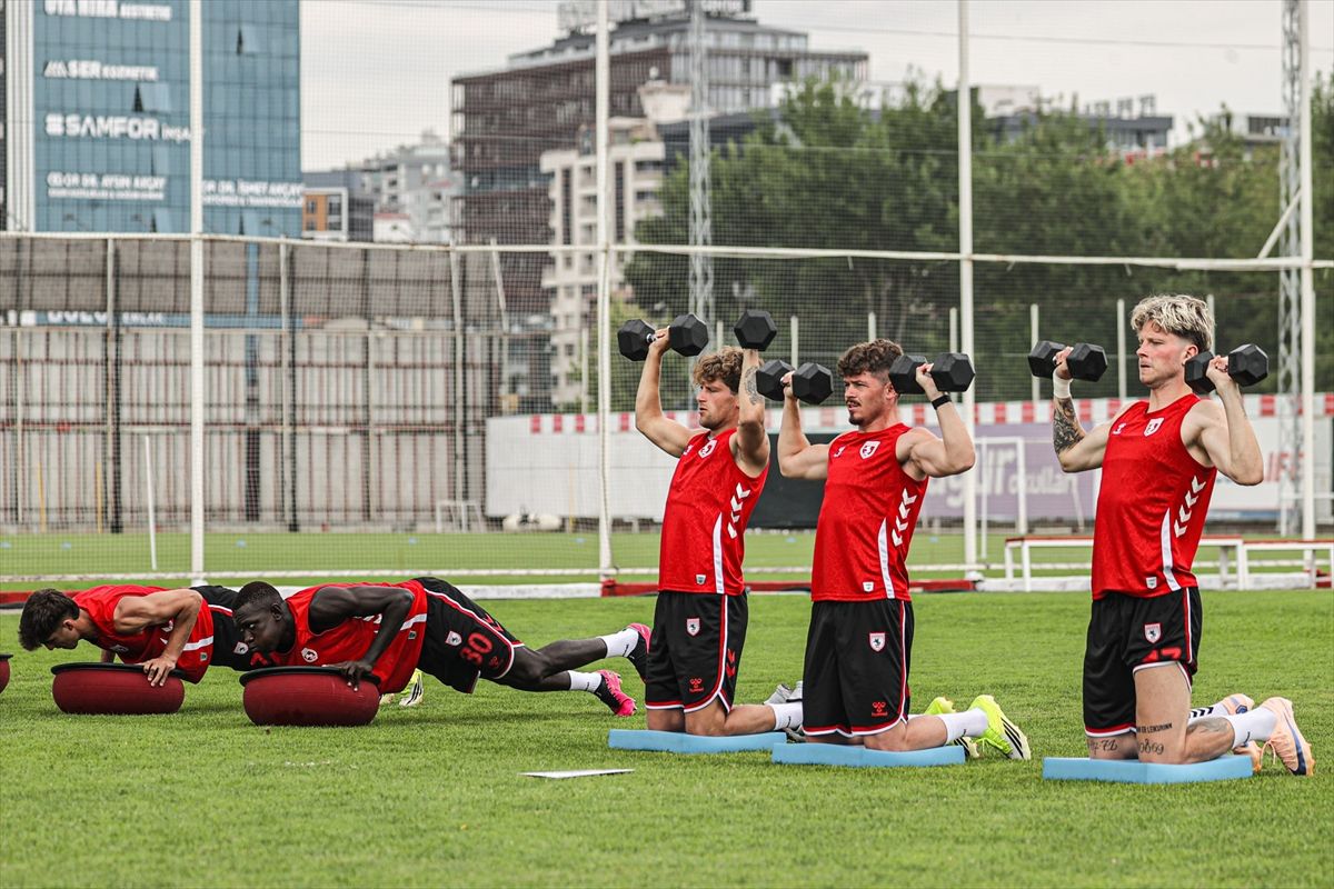 Samsunspor, yeni sezon hazırlıklarını sürdürdü