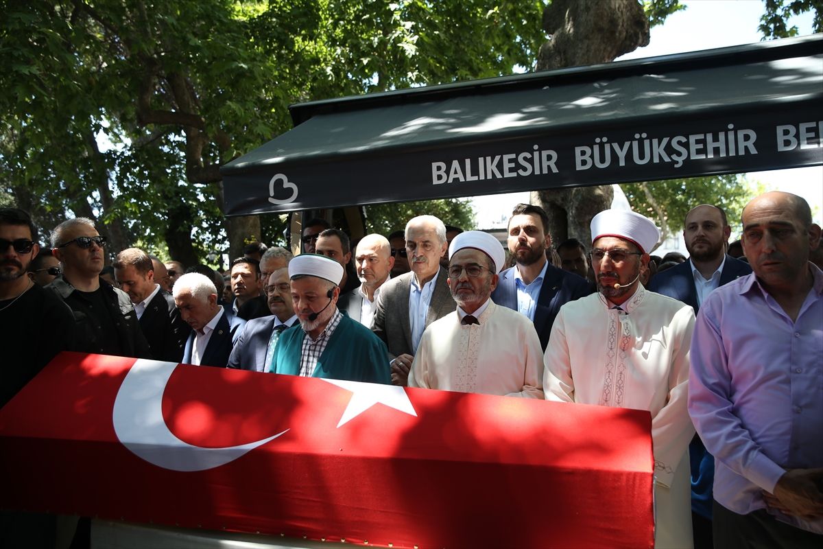TBMM Başkanı Kurtulmuş, eski milletvekili Öztaylan'ın cenaze törenine katıldı
