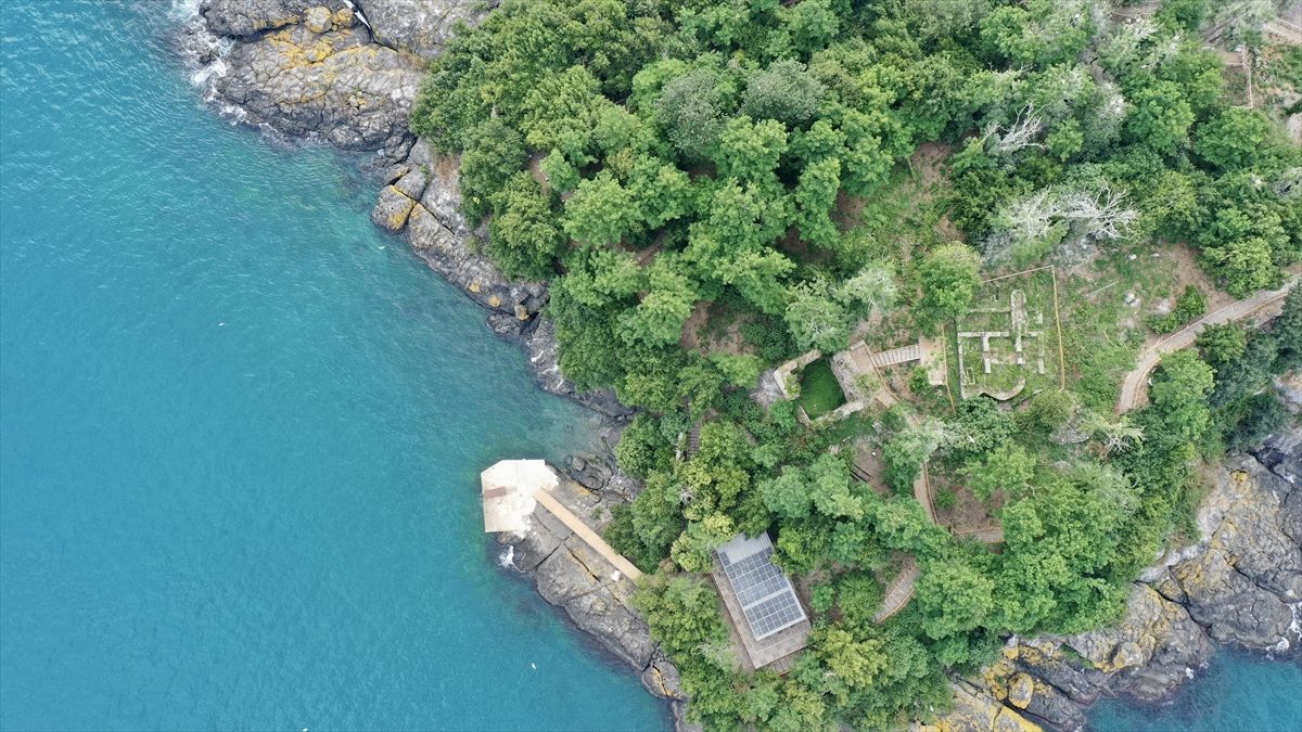 Yeni düzenlemelerle turizm değeri artan Giresun Adası misafirlerini ağırlıyor