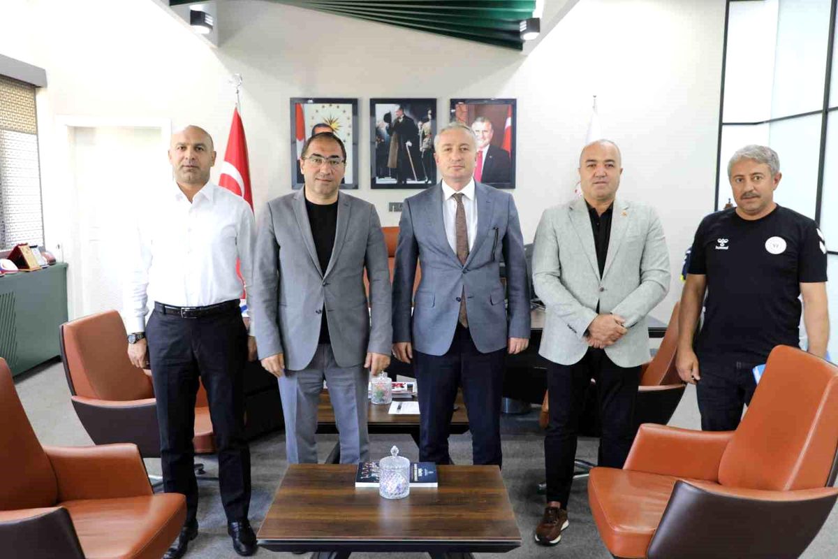 Ağrı'da AGAH Spor Okulları Projesi ile okullar spor merkezine dönüşecek