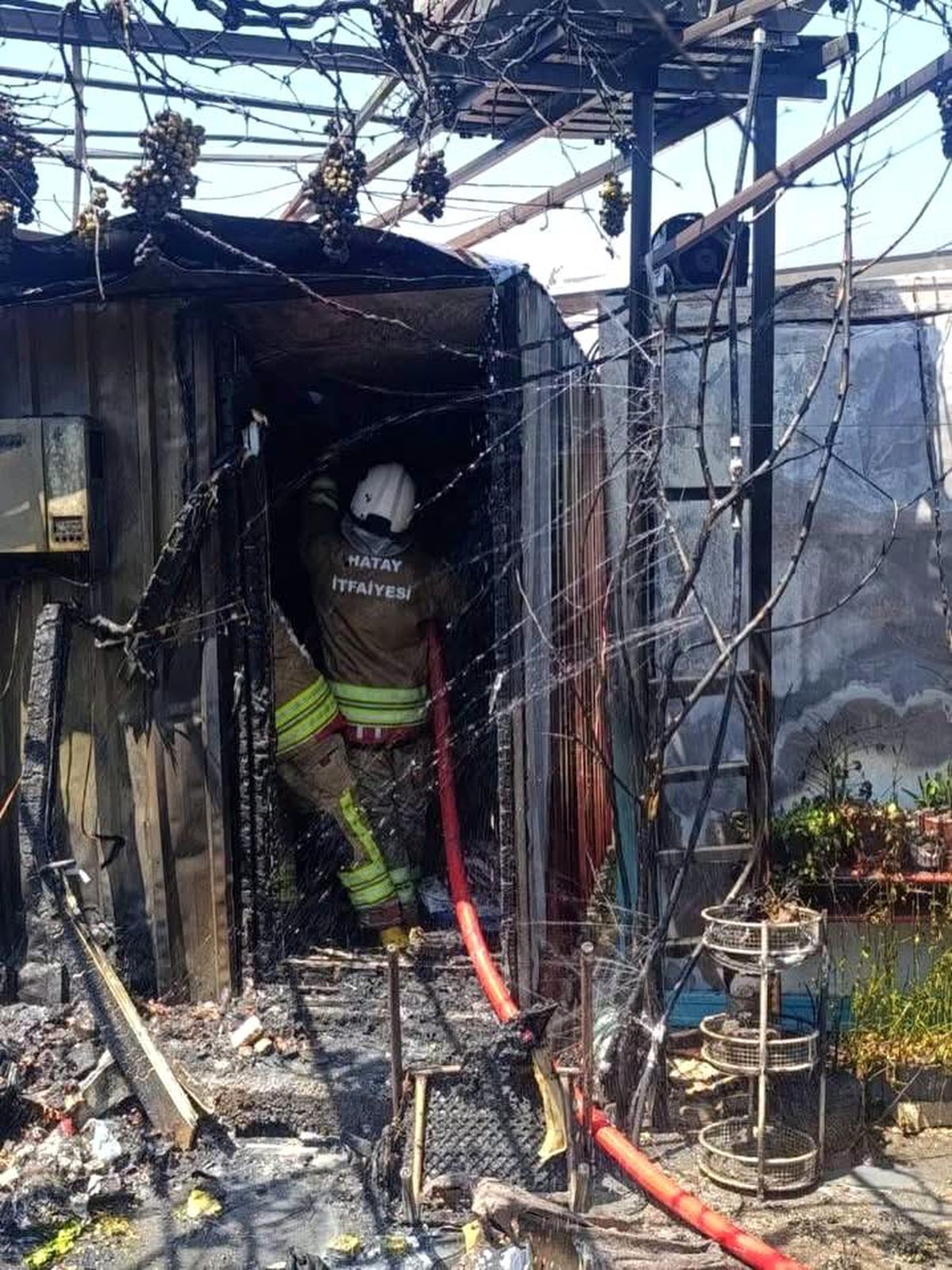 Antakya'da konteyner yangını