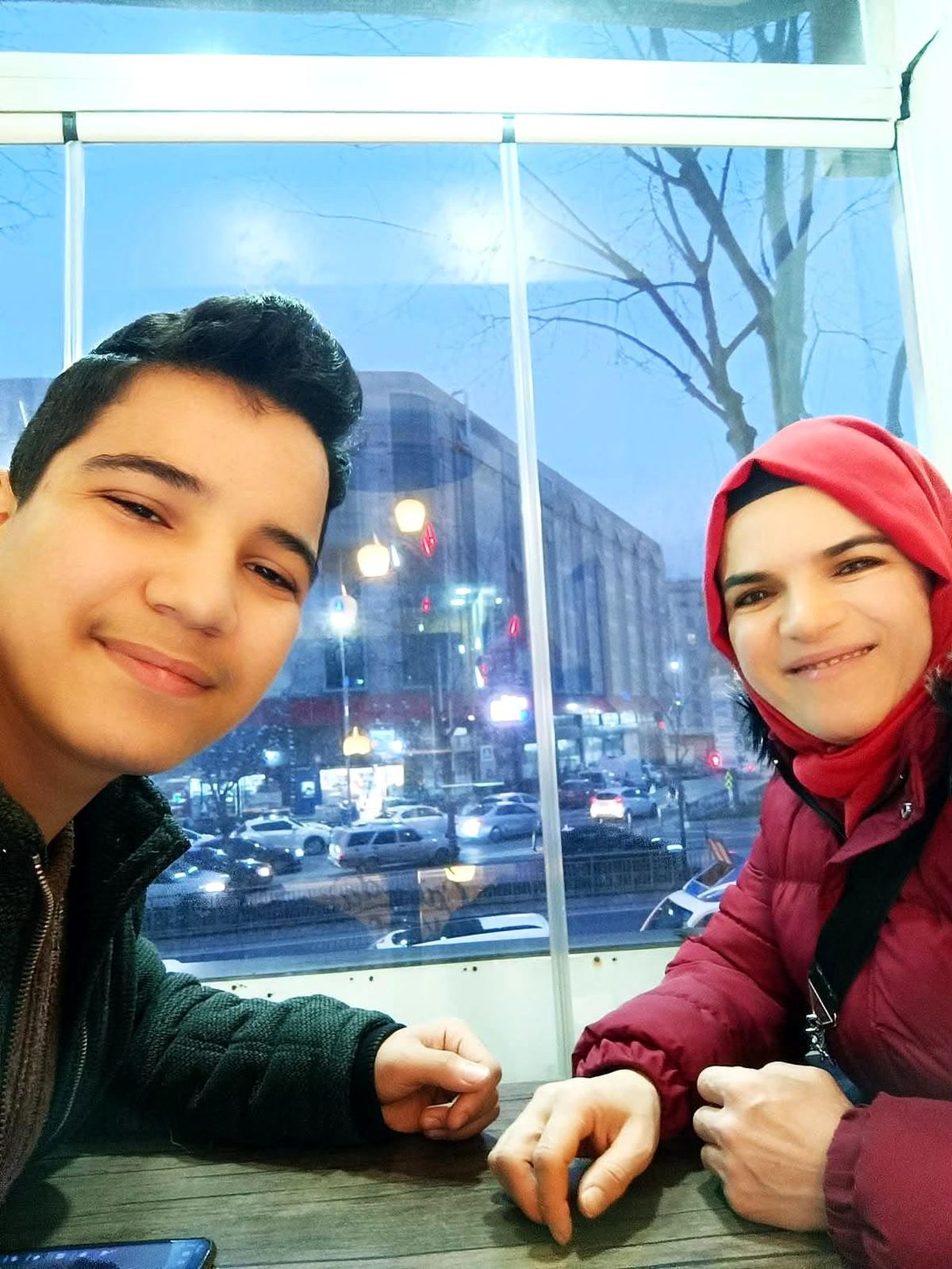 Arnavutköy'de aile dehşetinin ardından cenazeler Adli Tıp Kurumu'ndan alındı