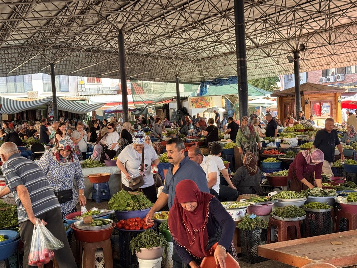 Bartın'da 'Galla Pazarı' yaklaşık 200 yıldır kuruluyor