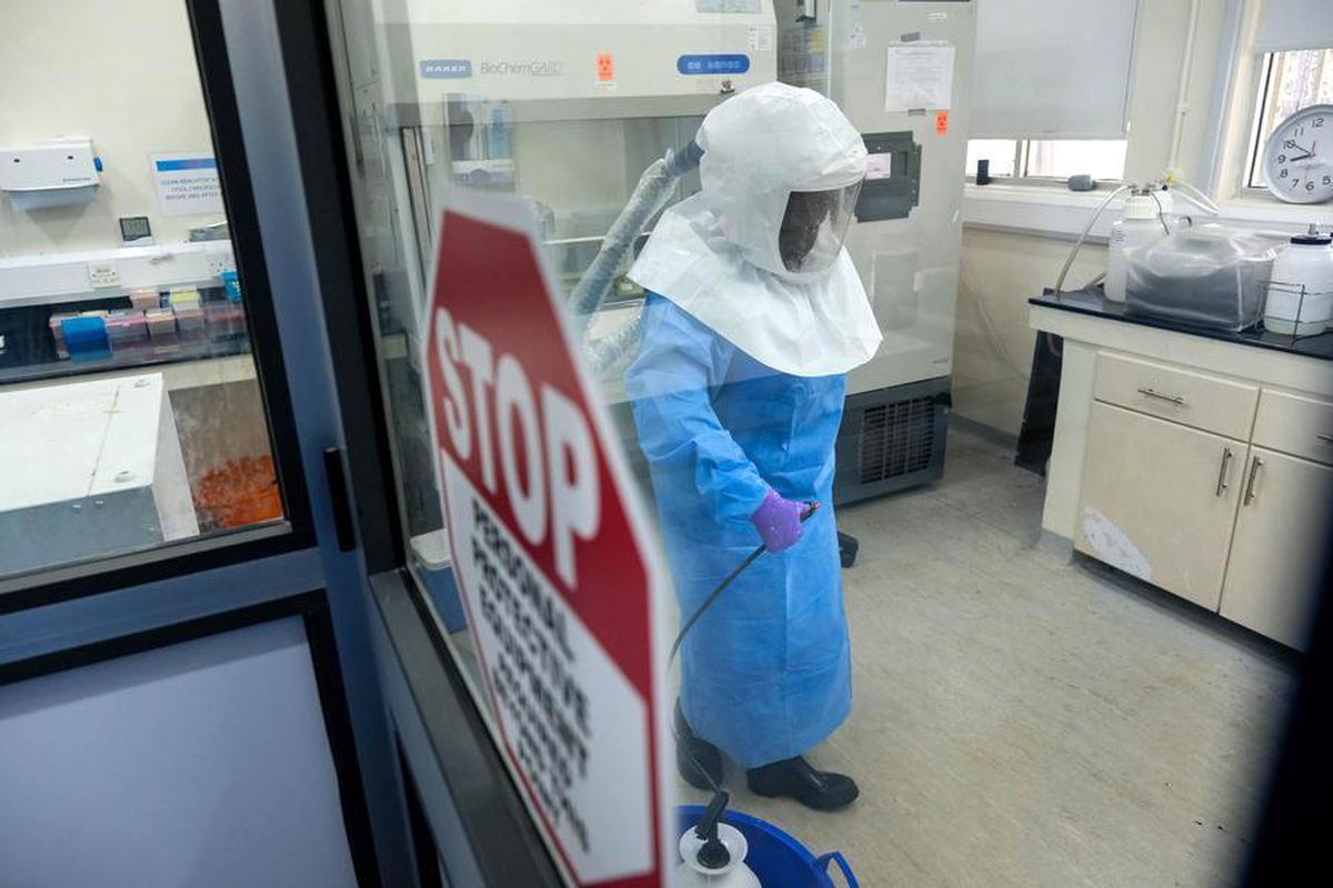 Çin: Ebola Salgınıyla Mücadeleye Destek İçin Uganda'ya Sağlık Ekibi Gönderdik