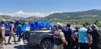 Erzincan'da devrilen kamyonetteki 1 kişi öldü, 3 kişi yaralandı