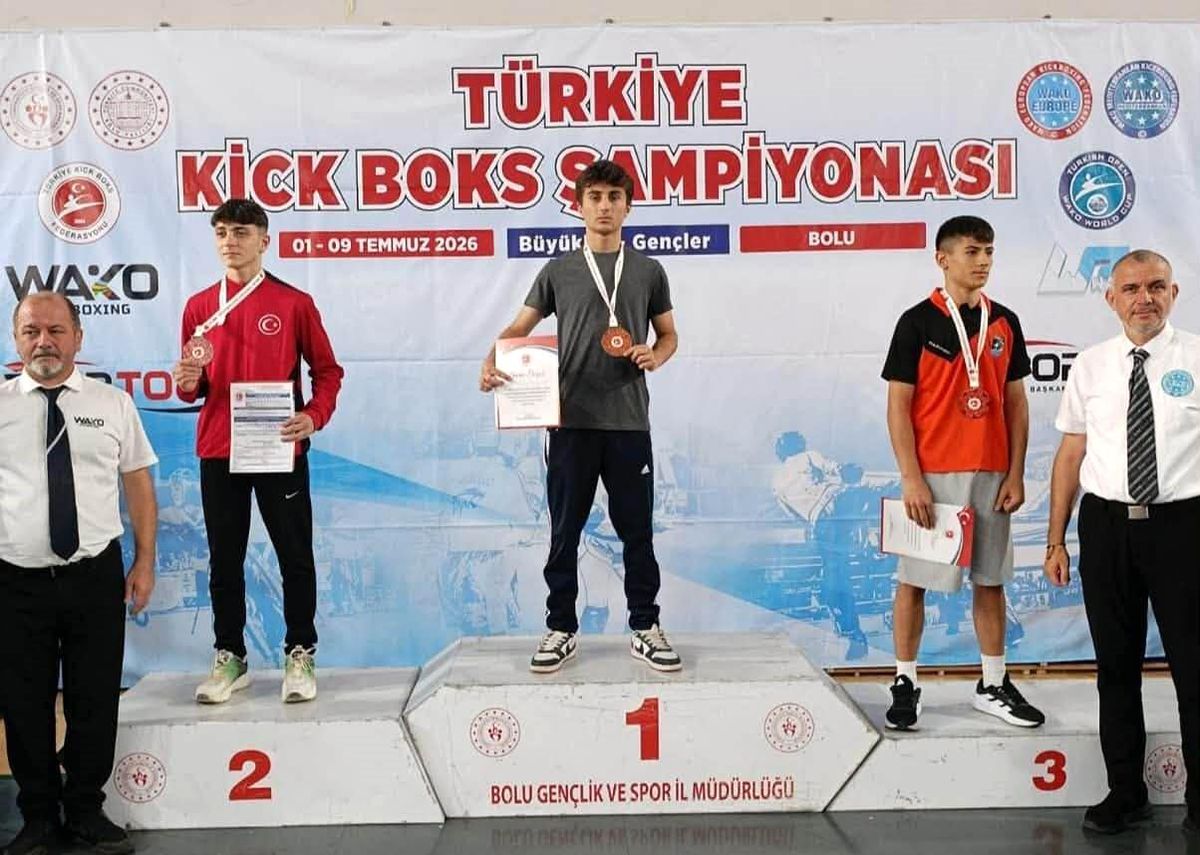 Erzincanlı Kick Boksçulardan Türkiye Şampiyonası'nda başarı