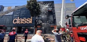 İzmir'de mobilya mağazasında çıkan yangın kontrol altına alındı