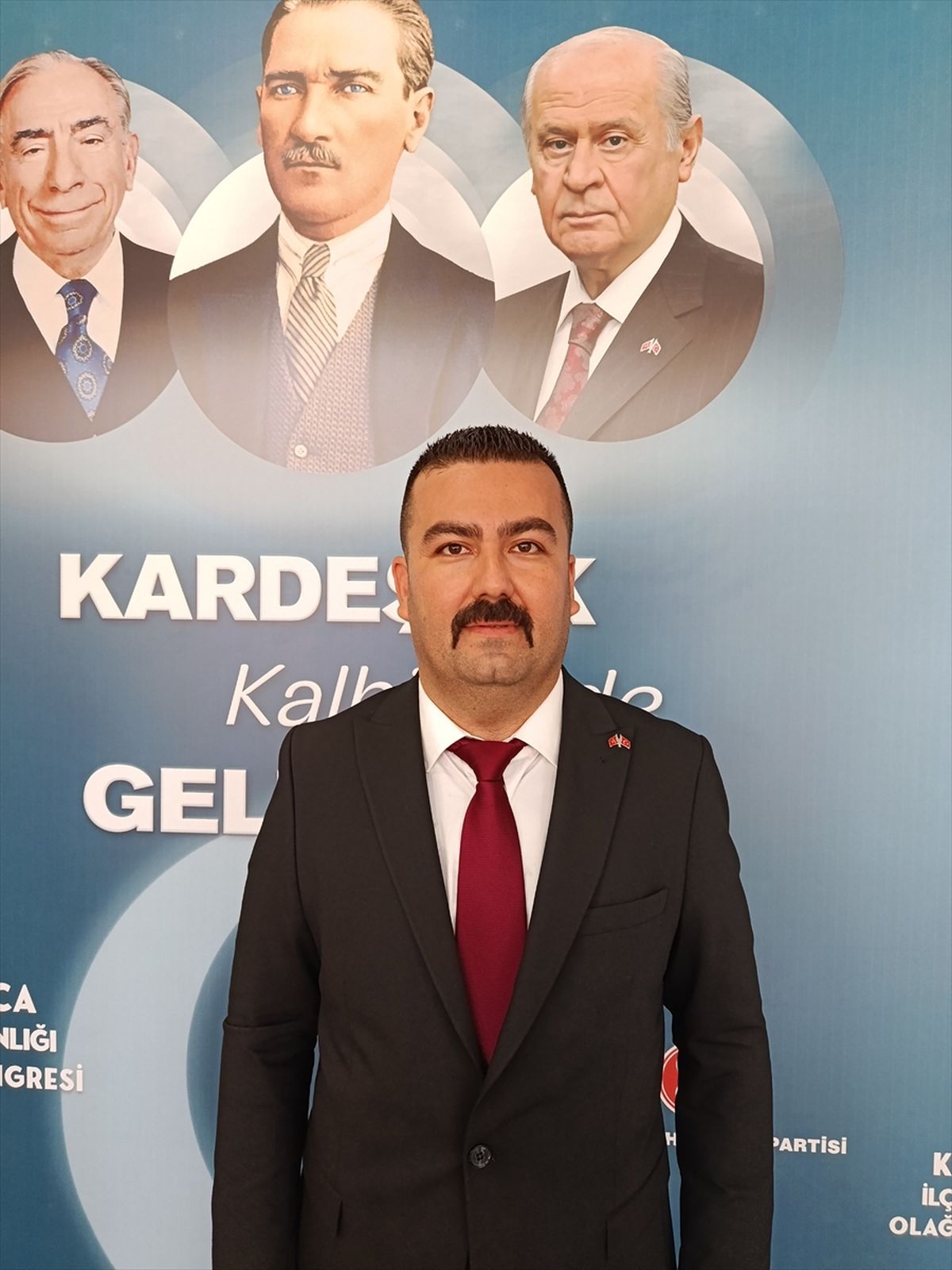 MHP Kumluca İlçe Kongresi'nde Ömer Tekin yeniden başkan seçildi