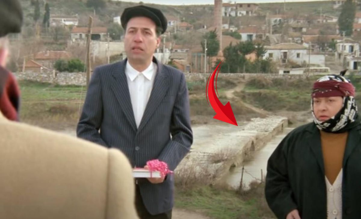 Kemal Sunal'ın 'İnatçı' filmine ev sahipliği yapan tarihi taş köprüyü yaktılar