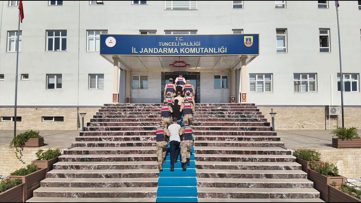 Tunceli merkezli 'yatırım danışmanlığı dolandırıcılığı' operasyonunda 11 zanlı tutuklandı