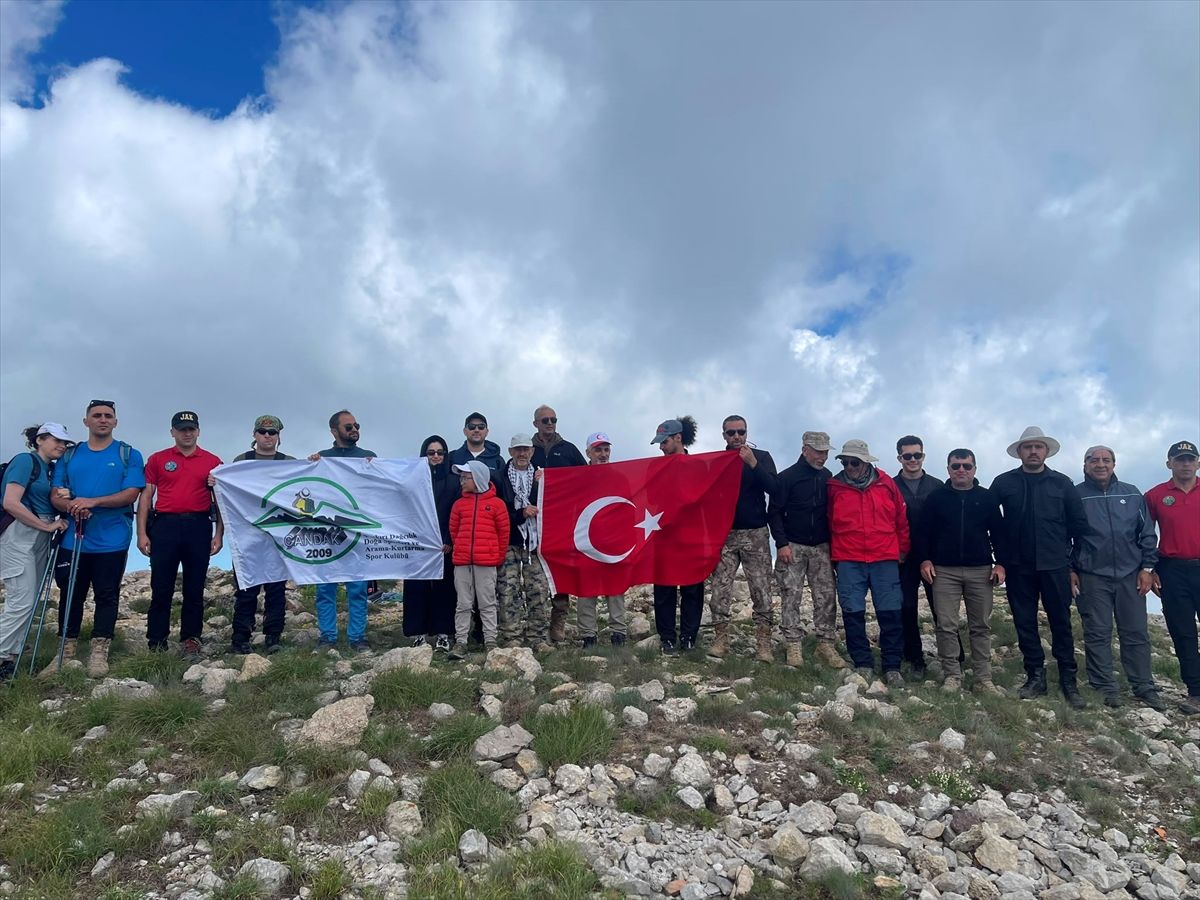 Ilgaz Dağı'nda 15 Temmuz anma tırmanışı