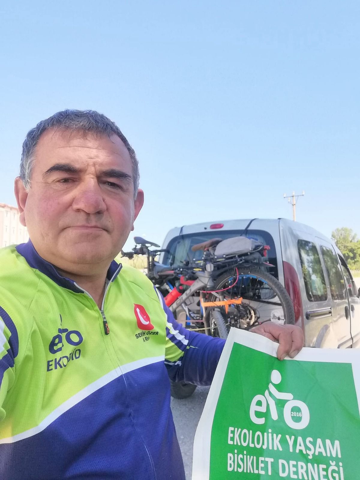 Amasya'da bisikletli bir kazada hayatını kaybeden Semih Özer'in fotoğrafı