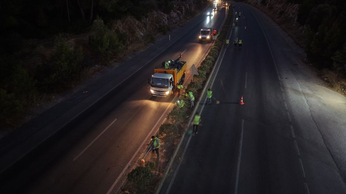 Bodrum'da refüj bakım çalışmaları gece yapılıyor