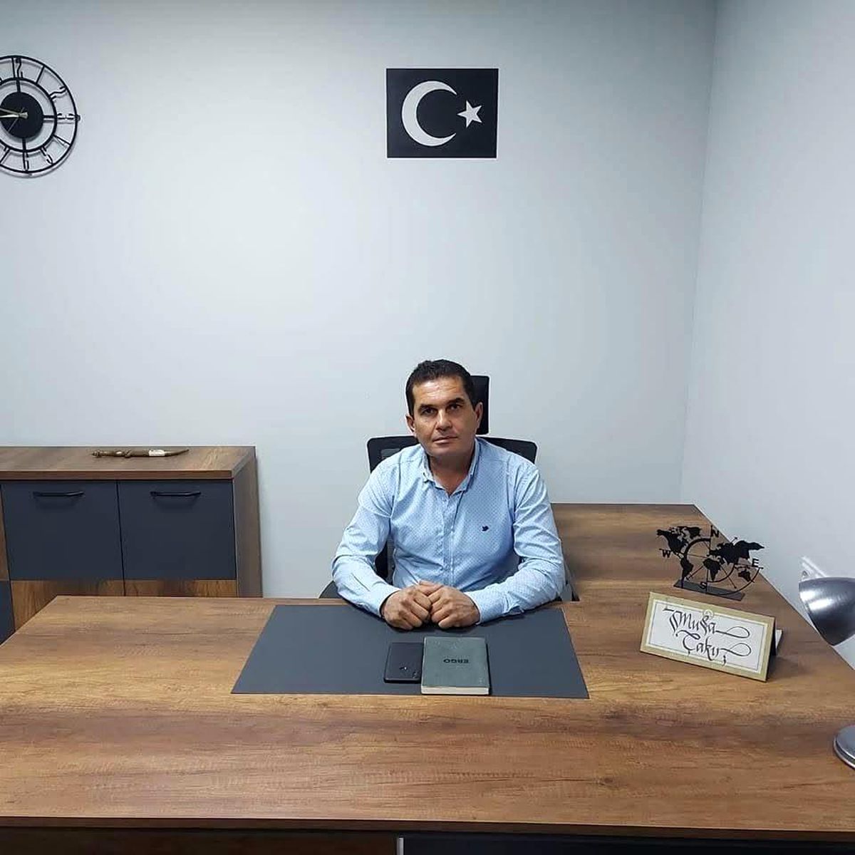 Demircilik yapan muhtar iş kazası geçirdi