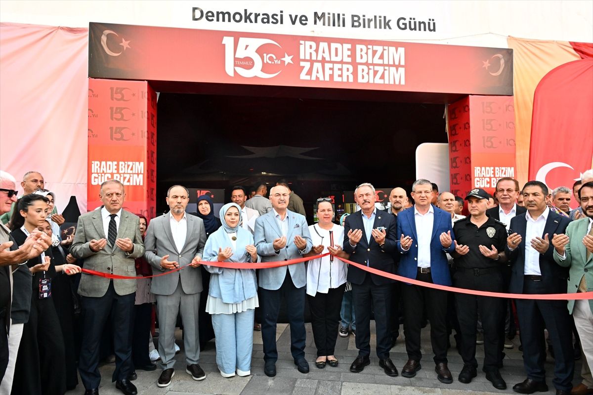 Denizli'de 15 Temmuz Anma Çadırı Açıldı