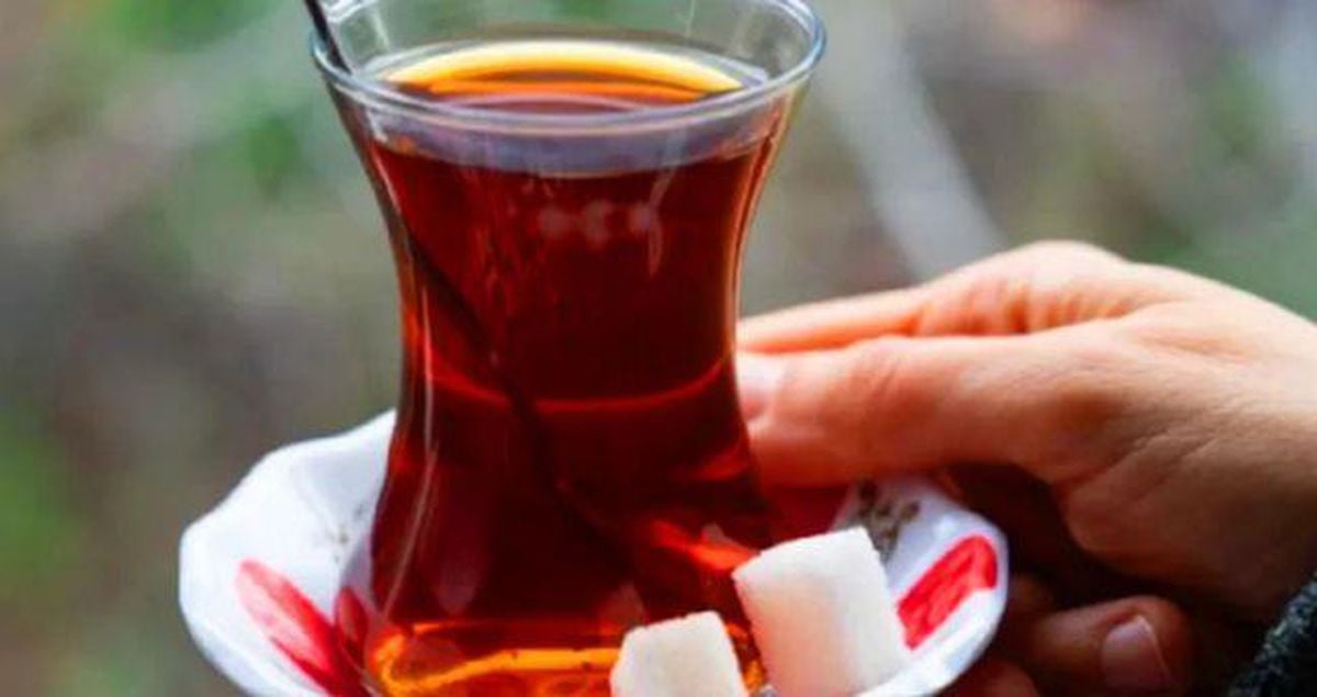 Tarım ve Orman Bakanlığı logosu ve bir fincan siyah çay görseli.