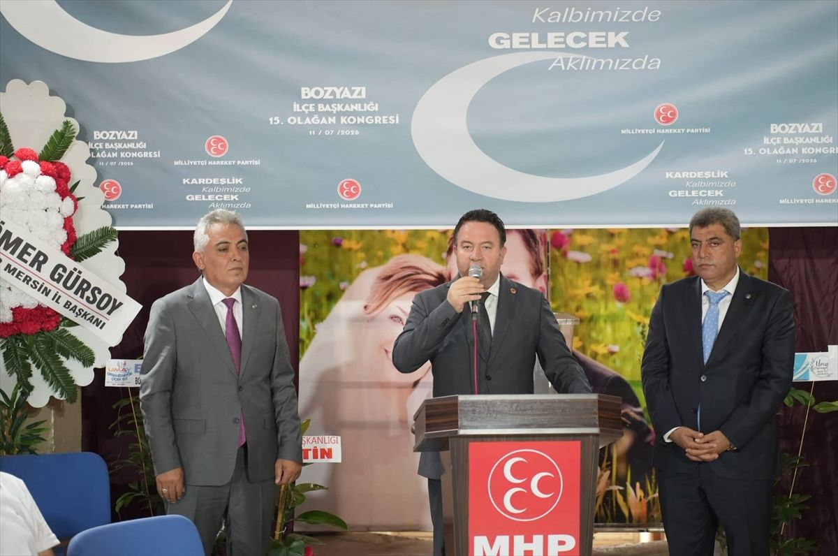 MHP Bozyazı İlçe Başkanı yeniden Soner Kara oldu
