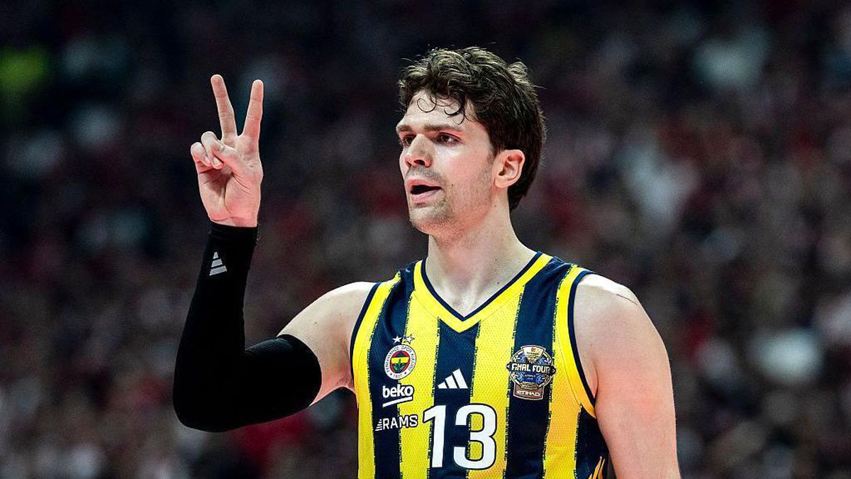 NBA: Dallas Mavericks ile anlaşan Fenerbahçe yıldızı Tarık Biberovic kimdir?