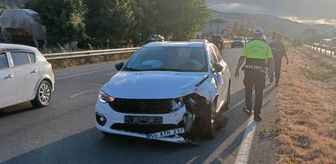 Samsun'da otomobille çarpışan elektrikli bisikletteki 3 kişi yaralandı