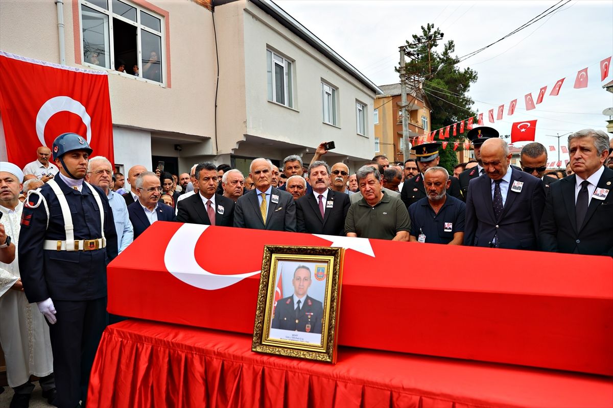 Şehit Mehmet Demirbaş Samsun'da toprağa verildi