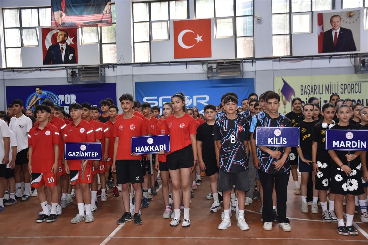 Şırnak'ta Anadolu Yıldızlar Ligi Voleybol Grup Müsabakaları başladı