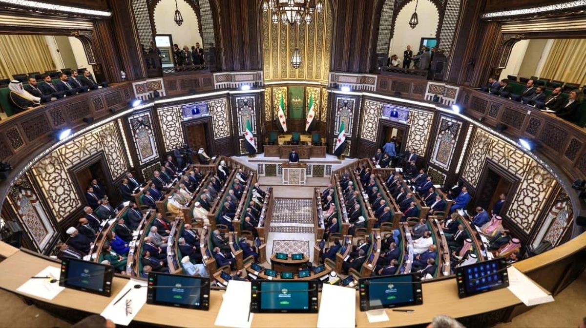 Suriye Halk Parlamentosu ilk oturumu