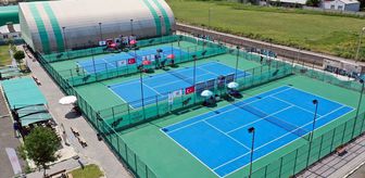Tenis tutkunları her yıl kayısı hasadında yurdun en doğusunda buluşuyor