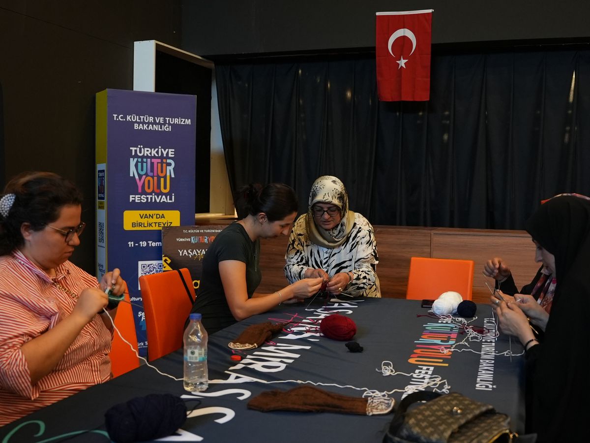 Van'da Kültür Yolu Festivali Başladı