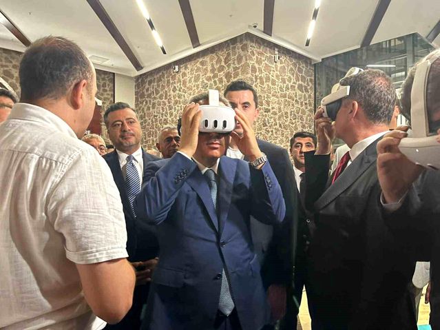 İzmir’de 15 Temmuz Dijital Deneyim Merkezi Açıldı