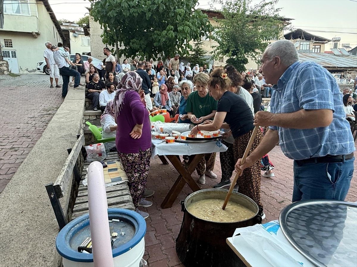 Ağın'da aşure etkinliği