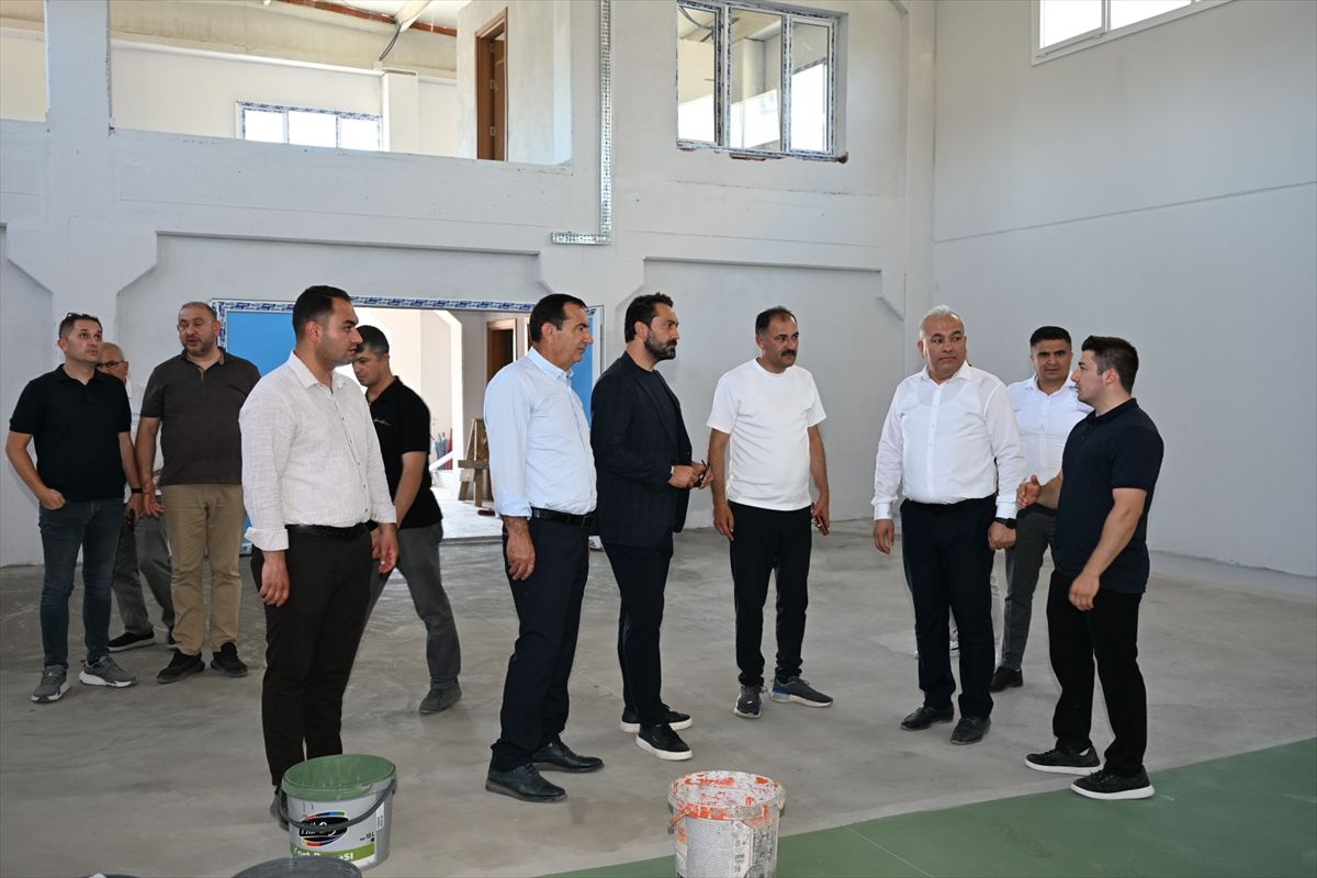 AK Parti Manisa Milletvekili Arınç, Demirci'de yatırımları inceledi