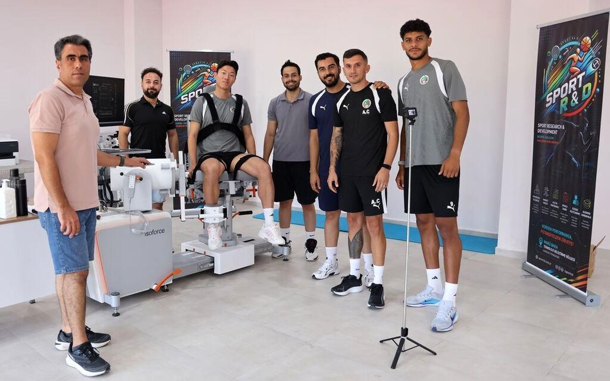 Alanyaspor dayanıklılık ve taktik çalıştı, performans testinden geçti
