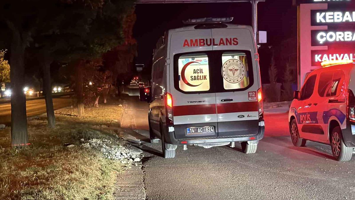 Bolu'da düğünde kavgayı ayırmaya çalışan baba ile oğlu yaralandı