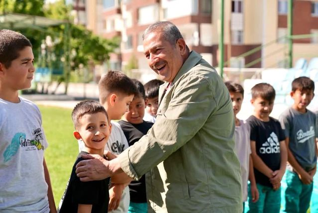 Darende’de genç sporculara belediyeden destek