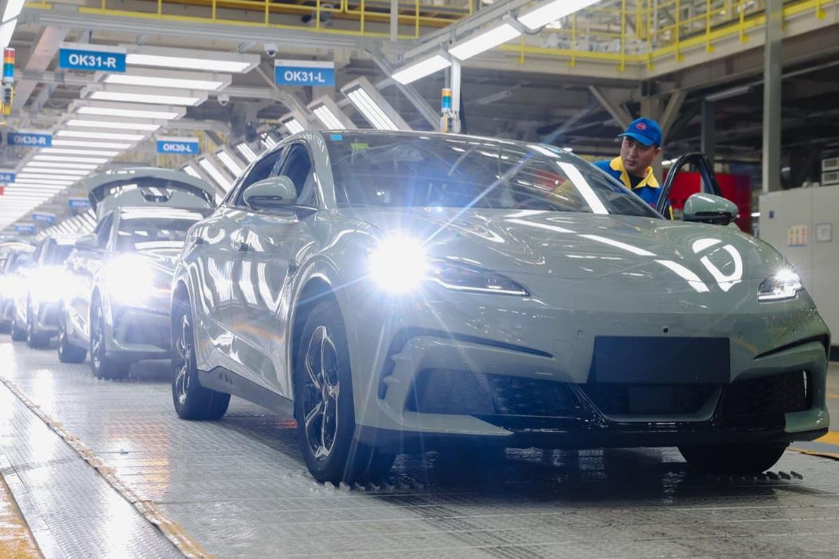 Dünyaca ünlü otomotiv devinden tarihi hata! 1265 müşteriye yanlış araç satıldı