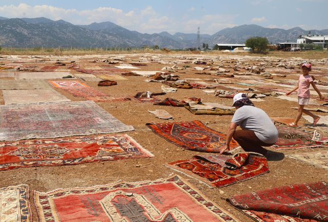 Old Carpets Gain Value Under Antalya's Sun 3