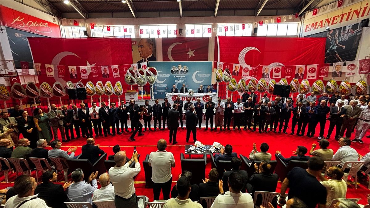 MHP, İzmir'de 24 ilçede kongre sürecini tamamladı