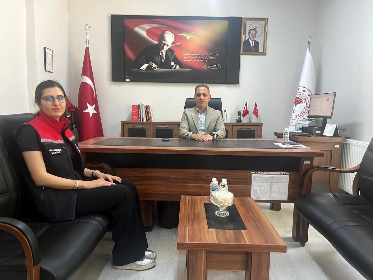 Kars Tarım ve Orman İl Müdürü Enver Aydın'ın Susuz İlçe Tarım ve Orman Müdürlüğü'nü ziyareti.
