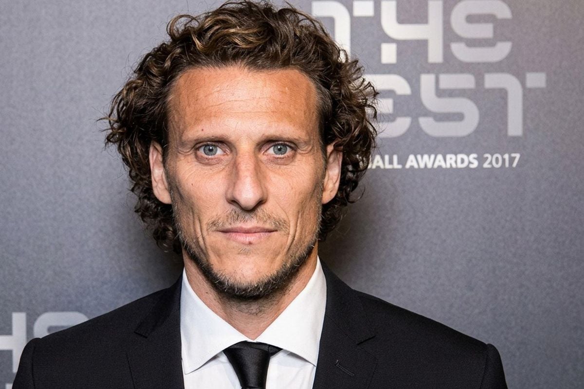 Diego Forlan'ın Uruguay Milli Takımı'nın geçici teknik direktörü olarak atanması