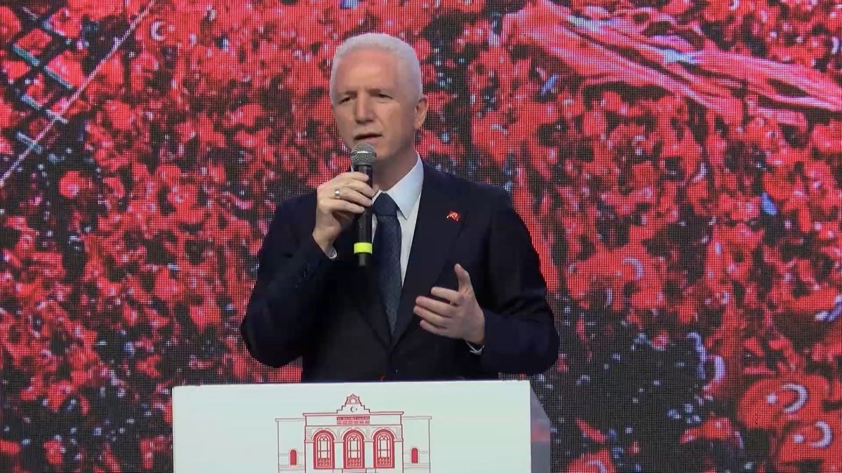 Vali Gül: 15 Temmuz'da dosta düşmana darbe olmayacağını gösterdik