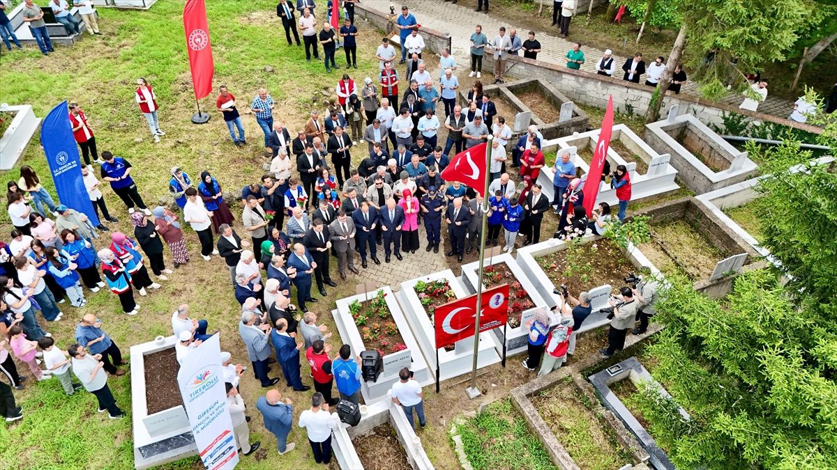 Giresun'da 15 Temmuz şehidi İsmail Kefal kabri başında anıldı