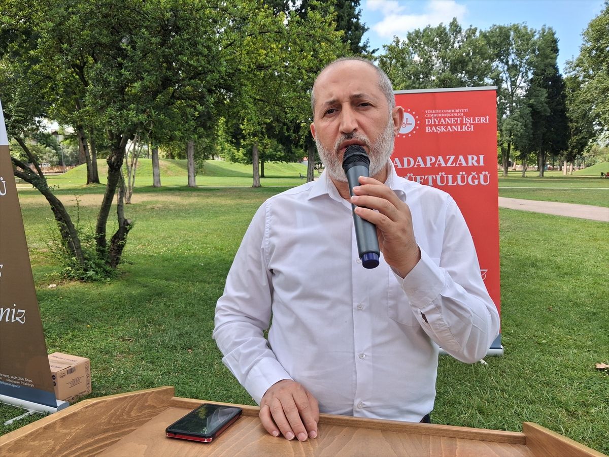 Adapazarı'nda özel gereksinimli bireylerle aşure etkinliği gerçekleştirildi