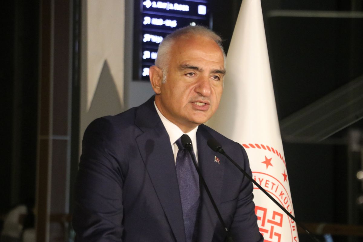 Çingene Kızı Mozaiği'nin 13. Paneli Türkiye'ye İade Edildi