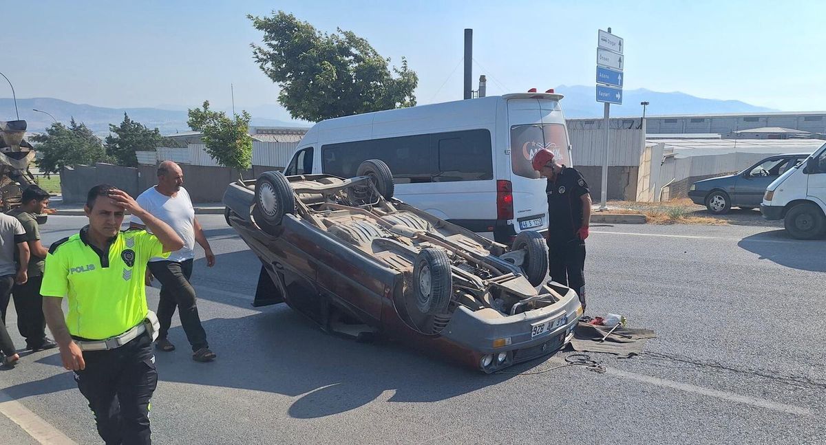 Kahramanmaraş’ta Otomobil Takla Attı: 2 yaralı