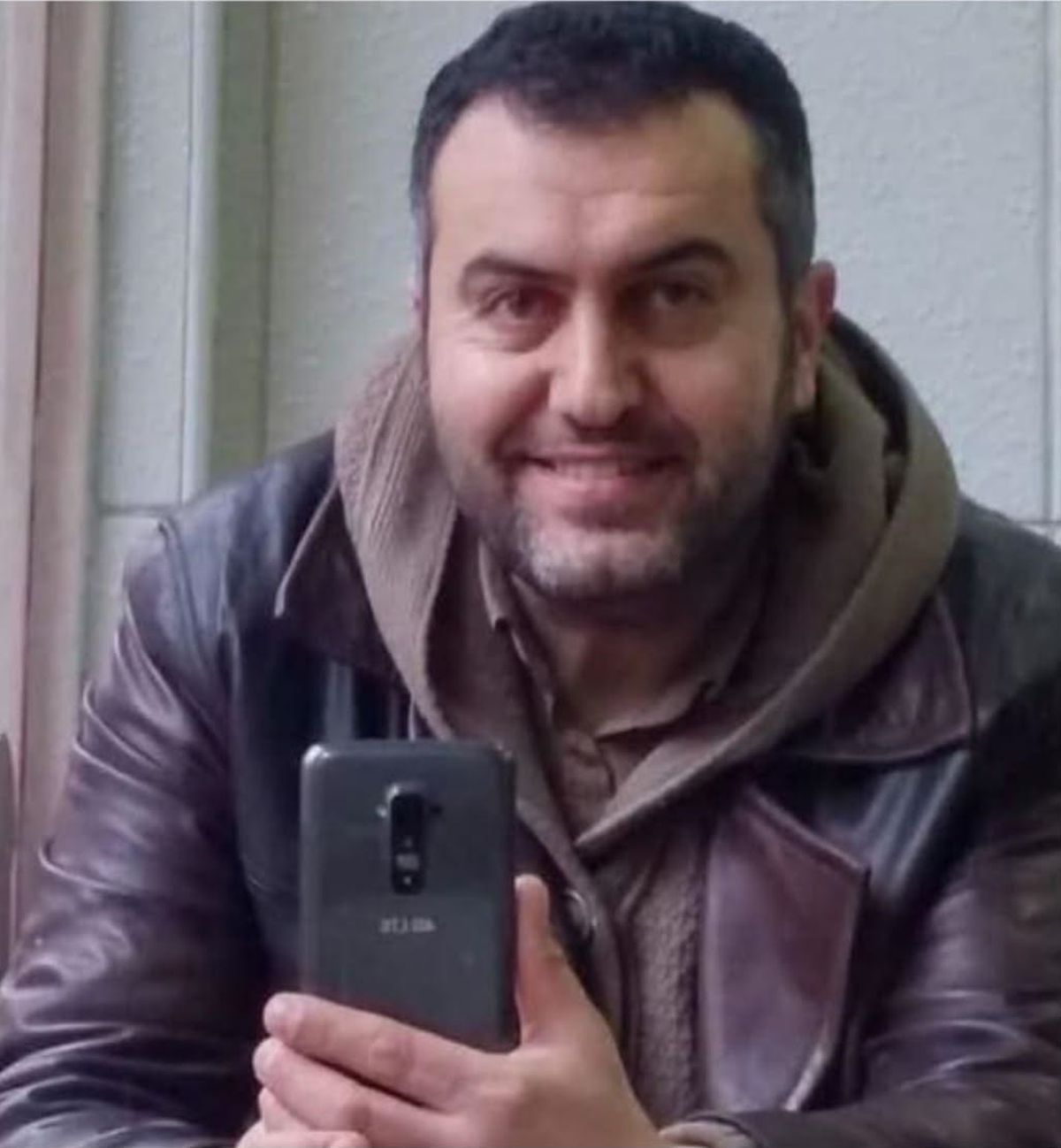 Kütahya'nın Tavşanlı ilçesinde sarı kantaron toplamak için çıktığı dağlık alanda kayalıklardan düşen sağlık teknisyeni İsmail Çakır'ın cansız bedeninin bulunduğu alan.