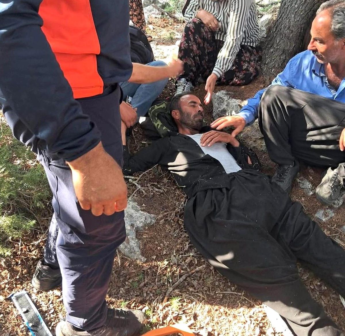 Kayıp şahıs ormanda bitkin halde bulundu